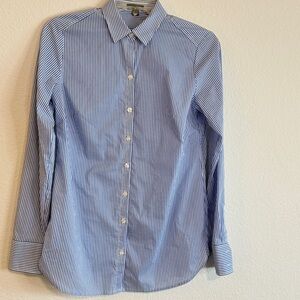 Ann Taylor Petite 6P Blue & White Pinstripe Button-Up Shirt – Classic Fit